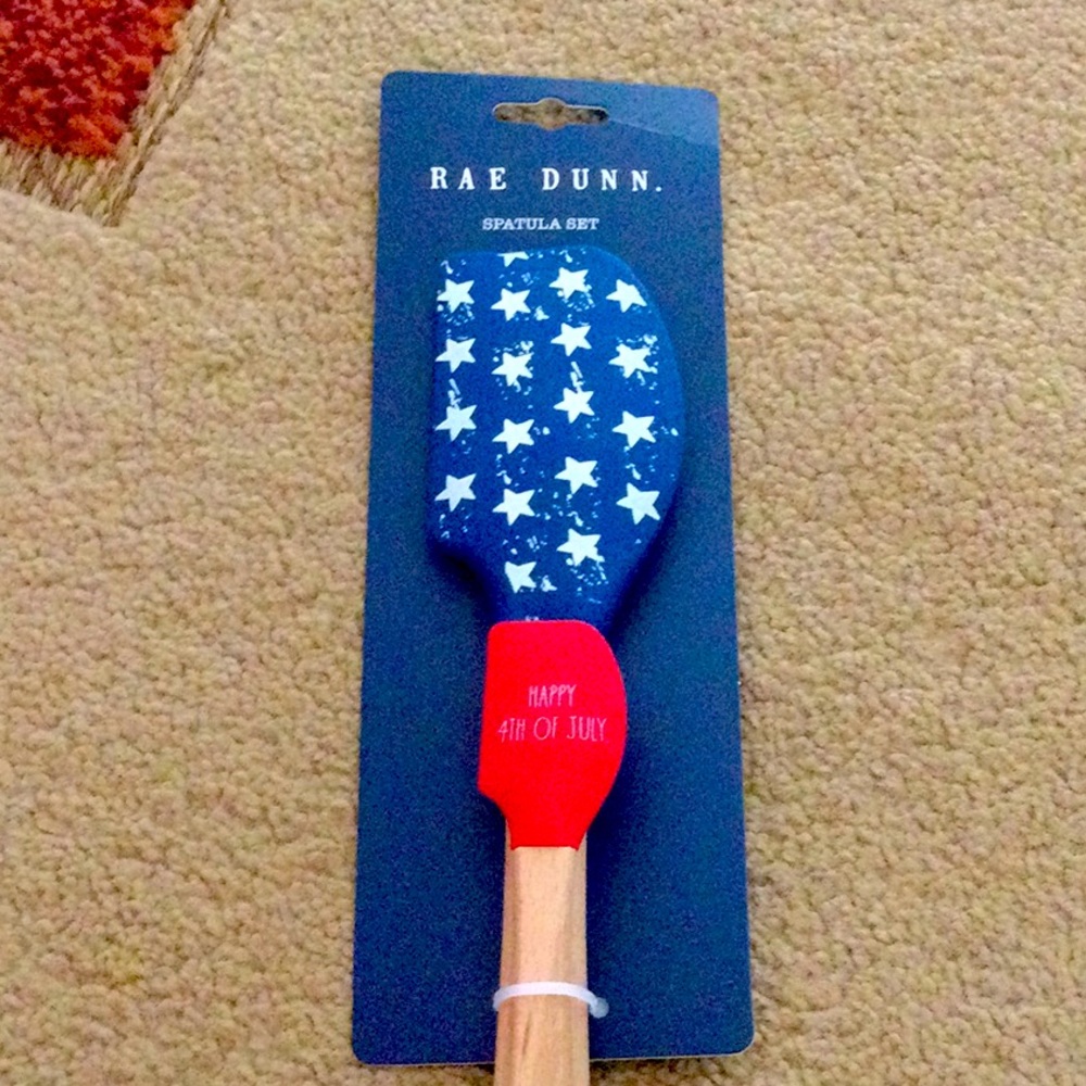 Rae Dunn patriotic spatula set